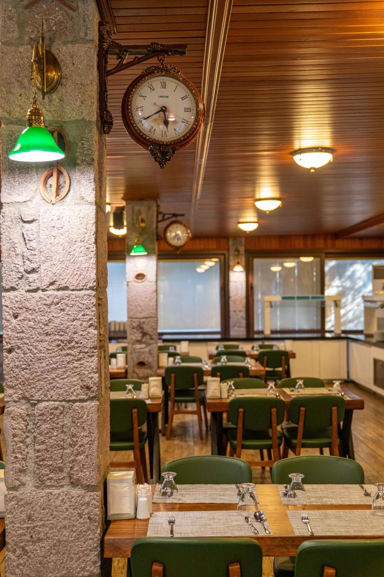 Assos Park Hotel Ngoại thất bức ảnh